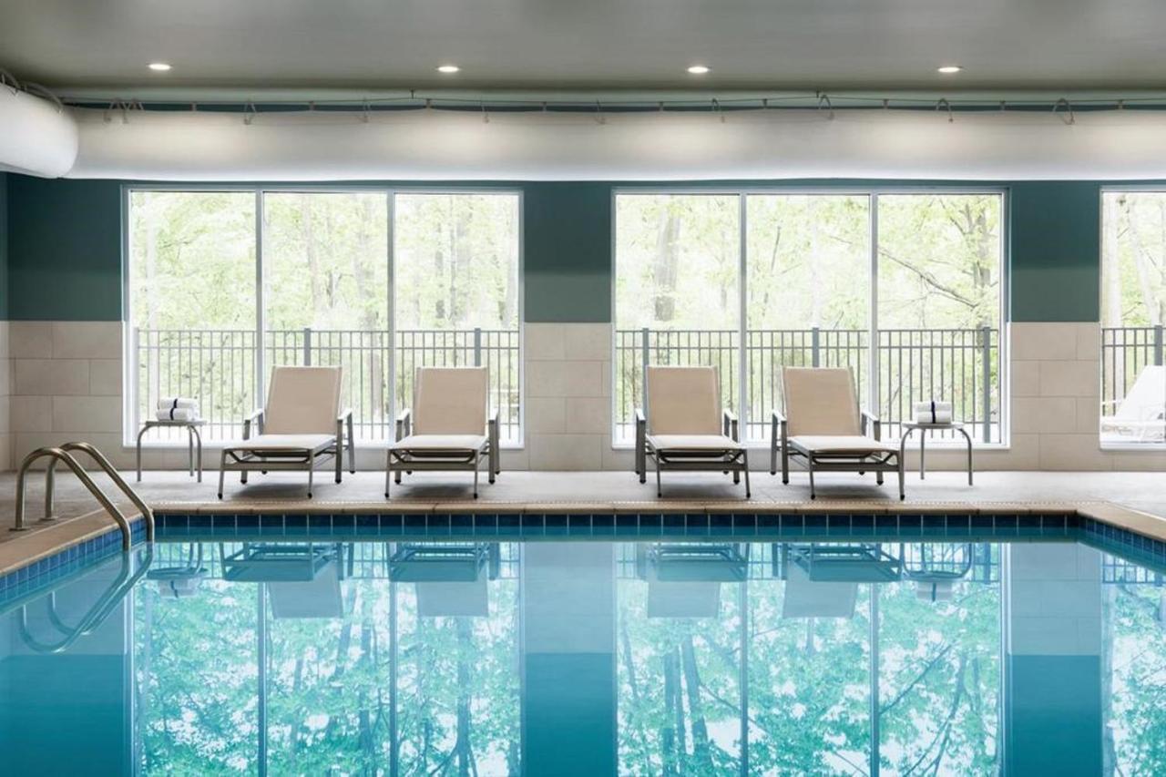 Avid Hotels Elkhart North By Ihg Экстерьер фото
