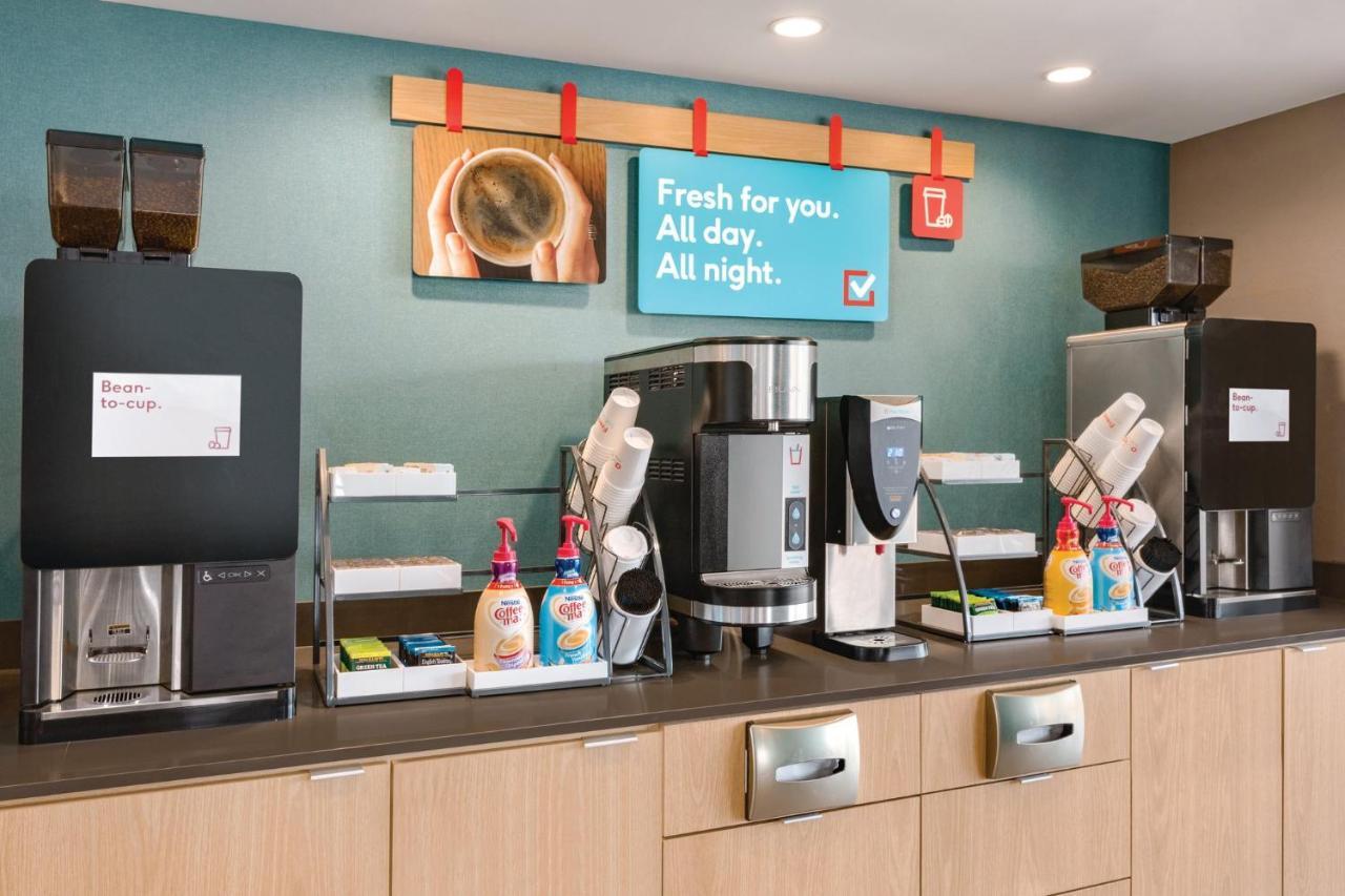 Avid Hotels Elkhart North By Ihg Экстерьер фото